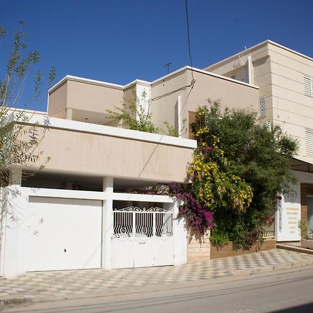 Appartement Beau Sejour Hebergement Et Spa à Gabès Extérieur photo